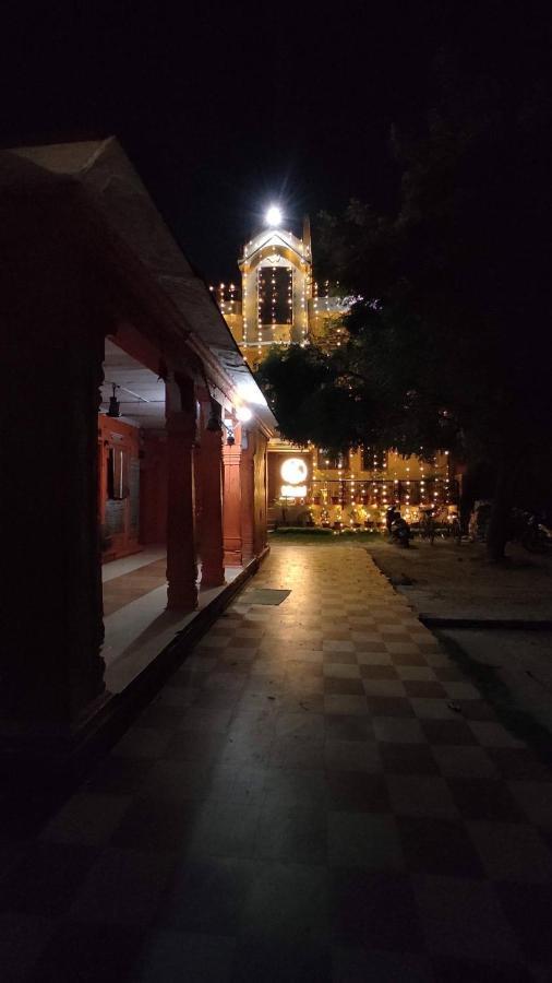 The Kashi Residency 3* Varanasi